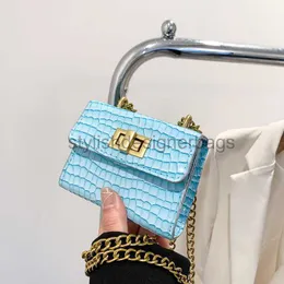 Cross Body Spring 2023 Nowy łańcuch trendu torba na ramię Prosta mała kwadratowa torba damska w tym roku popularna mała torba damska bagstylishdesignerbags