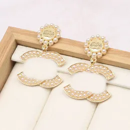 Designer örhängen diamantpärla studörhängen märke c brev dingle örhängen kvinnor bröllop fest gåva smycken tillbehör