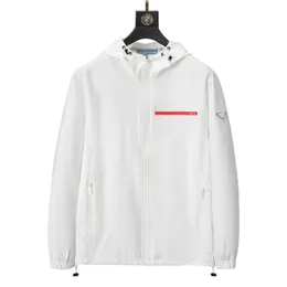 Mens 재킷 고품질 패션 디자이너 삼각형 로고 자켓 실외 방수 겉옷 지퍼 윈드 방송 재킷 4 색 후드 코트 크기 M-3XL P로 제공됩니다.
