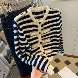 Women's Knits Tees Neploe Autumn Winter Vintage Sweater Jacket O Neck Stripe Contrast Color Long Sleeve Outerwear Single breasted Cardigan Women 230810