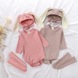 Kläder sätter påskfödd baby kanin romper kläder 3 datorer fast öron hatt bodysuit strumpor avslappnad kanin dräkt 0-24m pojke flicka kläder 230809