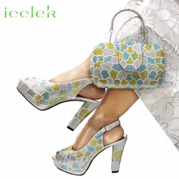 Dress Shoes 2023 Arrival Silver Color Peep Toe Women Sandals Matching Bag Set For Ladies Wedding Party Pump 230809