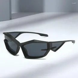 Солнцезащитные очки в уличной одежде Y2K Женщины мужчины 2023 Высококачественные стимпанк Эстетические очки Готики на открытом воздухе спорт