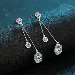 Charm S925 Silver Earrings 여성 0.5 캐럿 D 컬러 Moissanite Diamond New Drop Earrings Wedding Jewelry