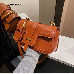 Omuz Çantaları Klasik Kadınlar İçin Basit Lüks Tasarımcı Modeli PU Deri Crossbody Bag Moda Günlük Tote Çantalar Y2K