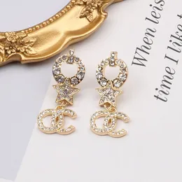 20 Style Designer örhängen lyxiga örhängen Märkebrev örhänge kvinna smycken tillbehör bröllopsfest gåvor