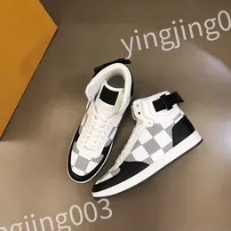 2023 Whoelsale Downtown shoe Leather shoes Technical Sneaker Shoes Fabric Chunky Rubber Casual Walking Discount Trainer rd0810