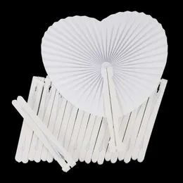 Çin tarzı ürünler 6pcs düğün iyiliği dekoratif kağıt fan beyaz boş diy kalp şekli katlanır fan doğum günü partisi bebek duş dekorasyon malzemeleri R230810