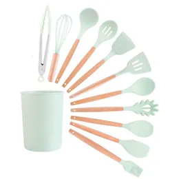 Cooking Utensils Silicone Utensil Soup Spoon Brush Ladle Pasta Wooden Handle Spatula Colander Nonstick Kitchen Tools Accessories 230809
