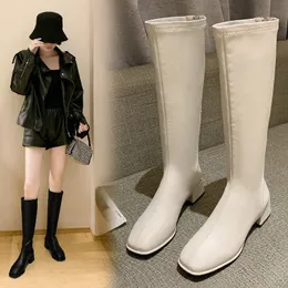 Buty buty nad kolaną okrągłe palce butswomen płaski obcasy zimowe buty zamek błyskawiczny Overtheknee Rock 2023 Ladies High Autu 230809