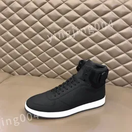 Top Mens High Basketball Shoes Womens Dark Low Basketball Sneaker Sneakers Outdoor Sneaker University Blue Platform Trainer RD0810