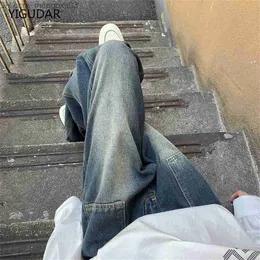 Jeans maschile sciolto maschile dritto coreano di moda hip hop jeans gamba maschile lacrima stretta jeans dritti z230814