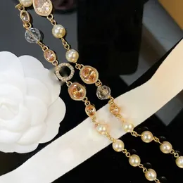 Kvinnans varumärke lyxbrev Designer Choker halsbandsmycken med färgglad sten kristall cz zirkon diamant eleganta flickor hänge halsband födelsedagspresent