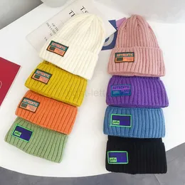 Breite Krempelnhüte Bucket Hats Herbst und Winter Neu einfacher Festkörper-Patch-Wollhut Allzugemachter Schüler Paar Strickhut Alter reduzierender Pullover Hut