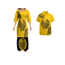 Grundläggande avslappnade klänningar Hawaii -stil Polynesiska tryckta avslappnade klänningar Puletasi 2 PC Set Top och kjolar Summer Oversize Half Sleeve Women Dress 230811