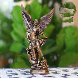 Obiekty dekoracyjne figurki Archanioł St. Michael Statue Michael Archangel of Heaven Pokonanie lucyfera lucyfera Archanioła Michael Tramples szatan 230810