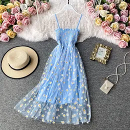 Günlük elbiseler yaz plajı örgü çiçek elbise kadınlar vintage zarif seksi sundress kadın parti gece Koreli Kawaii Vestidos