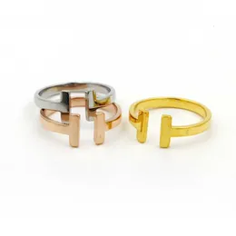 تصل 316L من الفولاذ المقاوم للصدأ أزياء مزدوجة T Ring Jewelry for Woman Man Loving Rings 18k Gold-Color Rose Bijoux No