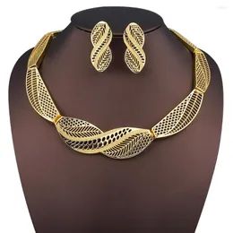 Halskette Ohrringe Set exquisite Dubai Gold plattiert Schmuck Luxus nigerianische Frau Hochzeit Mode afrikanische Perlen Accessoires Geschenk