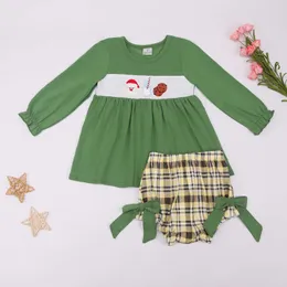 Conjuntos de roupas Natal Crianças Designer Roupas Menina Conjunto Natal Primavera Outono Verde Top + Xadrez Bow Shorts Boutique para 0-3T