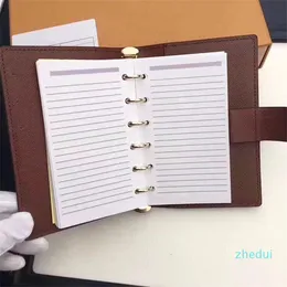 2023-デザイナーNot Book Notepad Luxury Business Card Holder Tickler File WordPad Leather Loose-Leaf NoteBook High-End Noteメモ帳会議