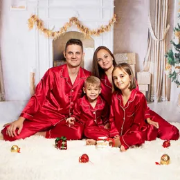 Familjmatchande kläder Father Mother Kids Matching Clothing Family Look Outfits Baby Girl Boy Sleepwear Navidad Christmas Family Matching Pyjamas