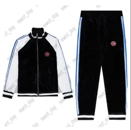 24SS Europe Designer Mens Tracksuits Suit Luxury Letter Sport Sport Sport Sport Sports Versione Top Tracksuit Womens Maniche Blue Stripe Sports Sport Sport Suit