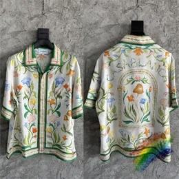 Herrklänningskjortor casablanca full tryck blommor skjorta män kvinnor 1 1 kvalitet hawaii strand sommarstil silktröjor 230812