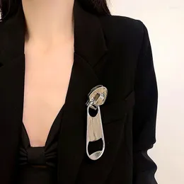 Brooches Metal Zipper Brooch European And American Style Personality Fashion Big Women Travel Wedding Clothing Accessories 2023