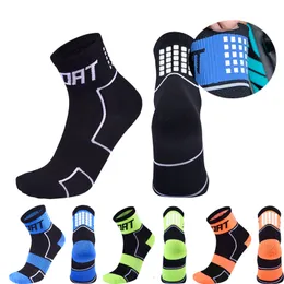 Sports Socks Women Reflective Running Night Cycling Men Breathable Nonslip Sport Sock for Outdoor Basketball Football Bicycle 230811