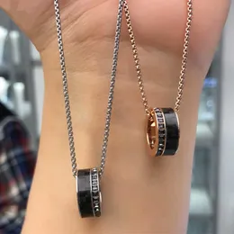 デザイナーのRovski Luxury Top Jewelryアクセサリー新しいシジアシンプルな転送ビーズメンズネックレスメンズネックレスファッションパーソナリティカップルカラーチェーンギフトジュエリー