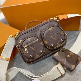 Lüks Kamera Çantası Tasarımcı Omuz Çantası Kadın Şık Çantalar Küçük Güzel Crossbody Çantalar Yedi Renk Çanta Mektuplu Çok Cep Cüzdanı 238126D