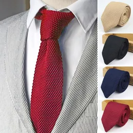 Bow Ties Wave Recreted Necktie متماسكة المثلث الترفيهي الصلبة لون طبيعية حادة الزاوية الرقبة الرجال الكلاسيكية مصمم منسوج Cravat