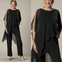 Chic Black Chiffon Mother of the Bride Suits Asymmetrical Simple Wedding Gästklänningar Juvel Neck Slits ärmar Brudgum Mamma Formell parti