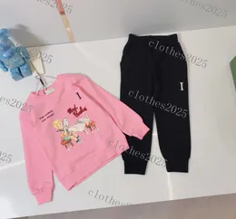 2023 Casual Designers Kids Clothing SetSboys Girls Jacket Coat Trousers Tracksuits Långärmad utomhus Barn Hoodie Passar Baby Sportswear Top Brand Luxury