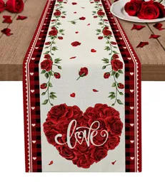 Table Runner Valentine'S Day Love Heart Rose Table Runner Wedding Decorations Home Kitchen Dining Table Cloth Placemats Party Decor 230811