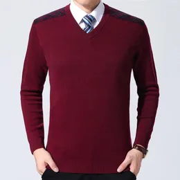 Herrtröjor Browon 2023 Autumn Winter Pullovers Men Midlife V Neck Långärmad varm fast färg Pullover Bekväma avslappnade kläder