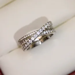 Ringdesigner ring för kvinnor inlagda pärlor alfabet diamantdesign julklapp smycken temperament mångsidiga ringar