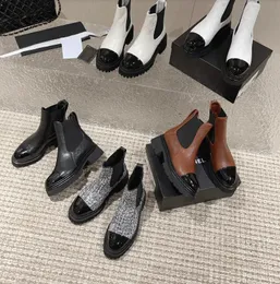 Lüks tasarımcı ayakkabıları yeni renkli koyun derisi cher kısa botlar kumaş ling ge martin botları süper gösteri bacak uzun kadın botları kalın taban botları