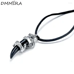 Colares pendentes de moda de dente de lobo vintage de aço inoxidável Twisted Dragon Charm Amulet Colares Jóias para homens legais