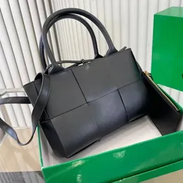Upgrade Original B V gewebter Mode minimalistische Tasche echter Lederdesigner grenzüberschreitender Umhängetaschen Handtasche Mutter und Kindertasche kostenlos