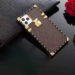 Designer Square Trunk Phone Cases para Apple iPhone 15 Plus 14 13 12 Pro Max Samsung S24 S23 S22 Note 20 Ultra Luxury PU Couro Mobile Back Covers Fundas Brown Big Flower