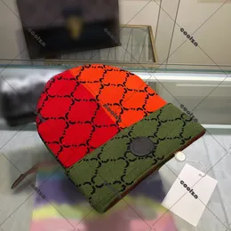 Projektanci czapki damskiej czapki wełna mieszana dzianina kapelusz zimowy ciepły zewnętrzny miękki miękki czaszka tri kolor patchwork w kratę drukowana czysta bawełniana kapelusz