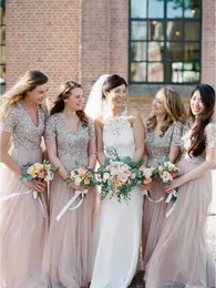 Plus-storlek glittrande brudtärna klänningar med ärm 2023 V-ringning i full längd champagne paljetter land junior bröllop fest gästklänning