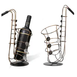 Tumblers Wine Bottle Holder Metal Figures Saxofon Praktisk hantverk Heminredning Tillbehör Desktop Bar Display Stand Ornament 230814