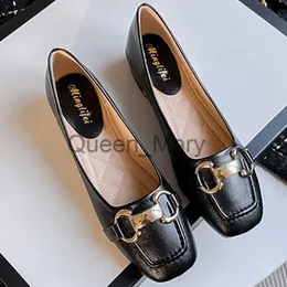 Kleiderschuhe große Größe 3543 Frauen Low Heel Schuhe Metallschnalle Dekoration Flats Büro Dame Slip auf Leeaher -Laobers Spring Mode Pumps Schuhe J230815