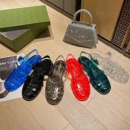 Summer Hyaline PVC Jellies Sandaler Sandaler klackade platta klackar Kvinnors lyxdesigners Casual mode Högkvalitativ gummiskor Fabrikskor