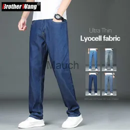 Jeans masculinos Lyocell Fabric Men Lightweight Loose Jeans Summer New Denim Straight Straight Fashion Casual Soft High Quality Troushers Masculino J230814