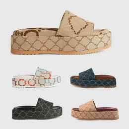 Pantofole 2Gs diapositive firmate Sandali con zeppa Scarpe di marca di lusso da donna modello Ladies Hollow Platform Sandalo scorrevole da donna con lntelocking G Belle scarpe da spiaggia soleggiata