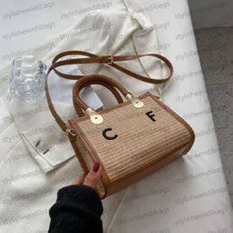 High Quality Woven Bag Handbag Women Bag Crossbody Bag Fashion Straw Bag Shoulder Bag Ladies Square Bag Zipper Bag Vintage Bag Daily Leisure Bag stylisheendibags